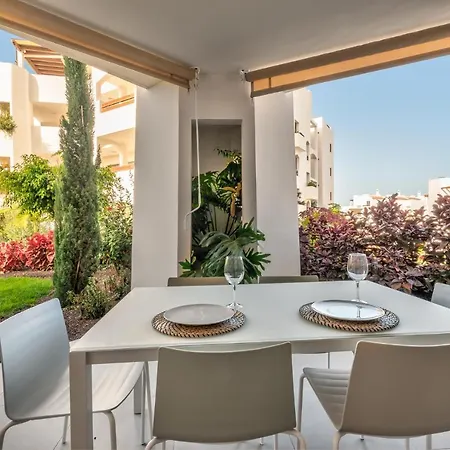 Jardines - Bentago 04 Nature Reserve View 2b Palm-mar